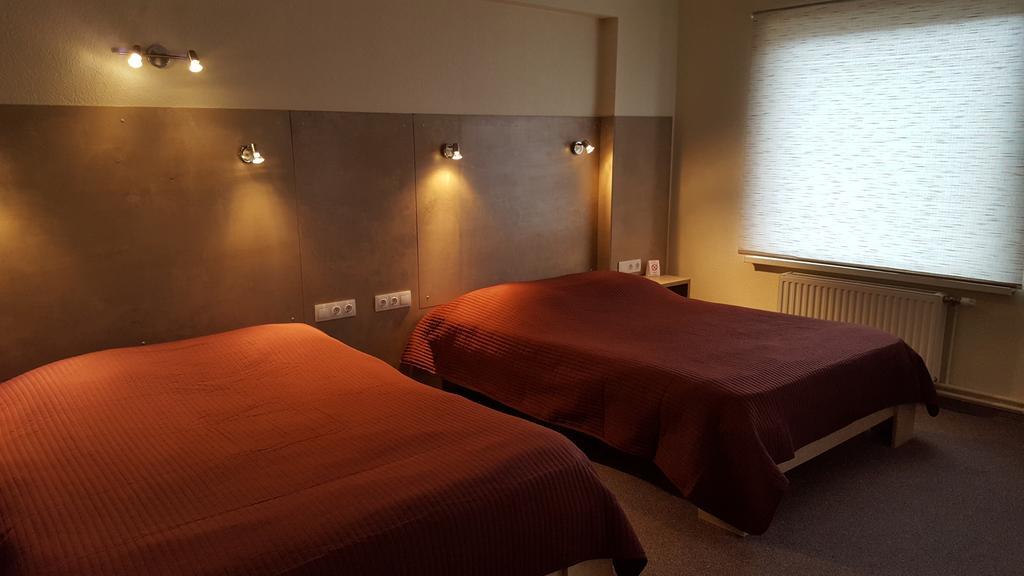 Hotel Gulbene Bagian luar foto