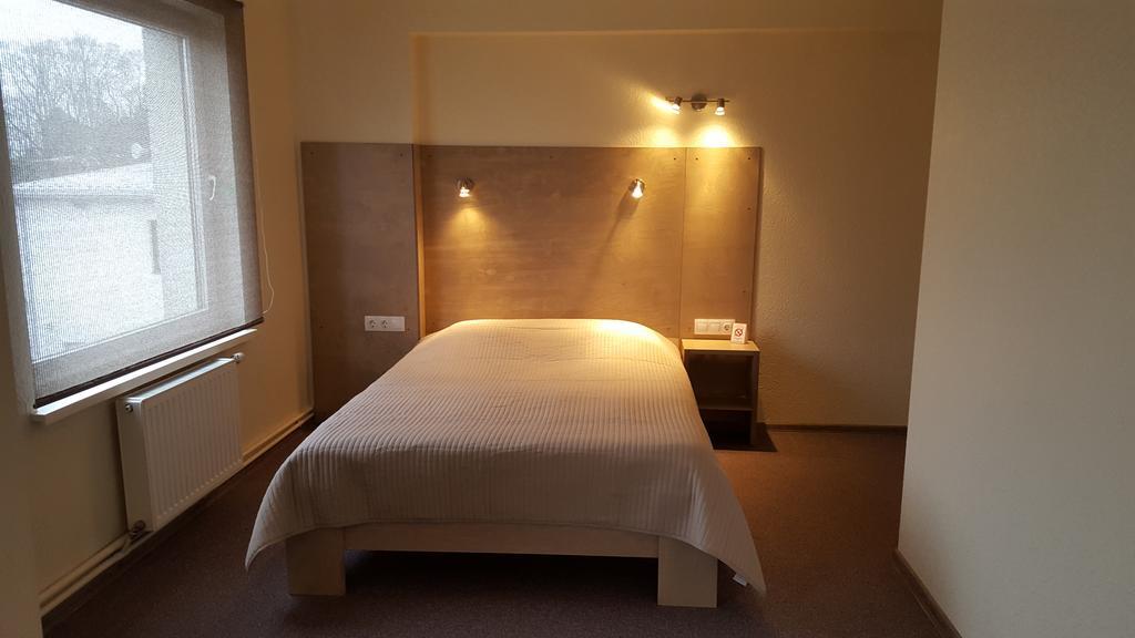 Hotel Gulbene Bagian luar foto