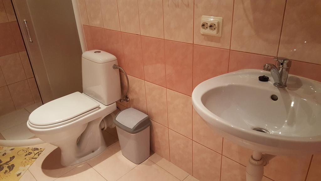 Hotel Gulbene Bagian luar foto
