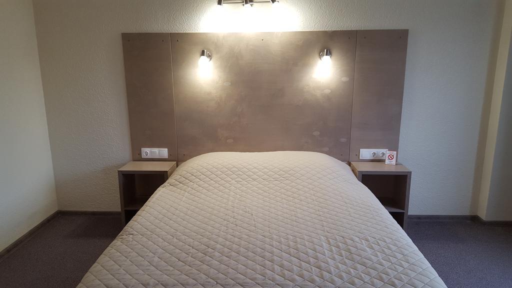 Hotel Gulbene Bagian luar foto
